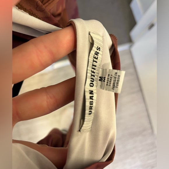 Open back urban outfitters top - Picture 3 of 3